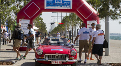 Eşti pasionat de maşini retro de colecţie? Îţi recomandăm să nu ratezi o ocazie unică, în acest weekend! - Photo