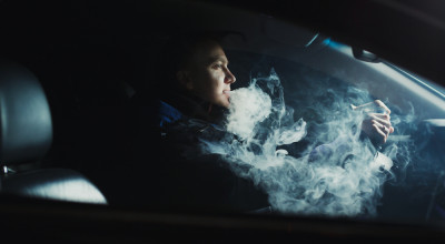 Iată cum scapi de mirosul de țigară din mașină! - Photo