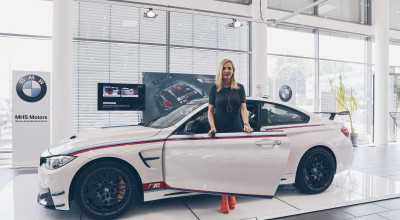 Andreea Bănică este posesoarea unui BMW M4 absolut special. Doar 200 de modele există în toată lumea - Photo