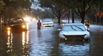 Uraganul Harvey a distrus în jur de 500.000 de maşini. Inevitabil, unele vor ajunge pe piaţa second-hand, poate şi în Moldova - Photo