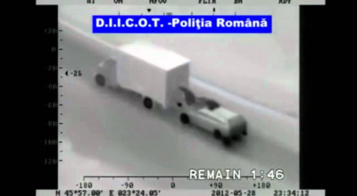 Fast and Furios? Un grup de români au furat telefoane în sumă de 500.000 euro, dintr-un camion, din mers! - Photo