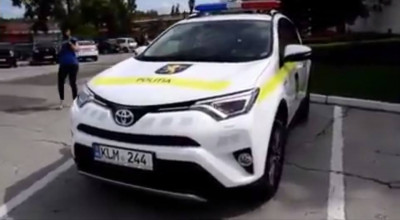 Inspectoratul General al Poliţiei a primit un SUV Toyota RAV4 nou-nouţ! - Photo