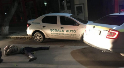 ORHEI: A furat o maşină inscripţionată 