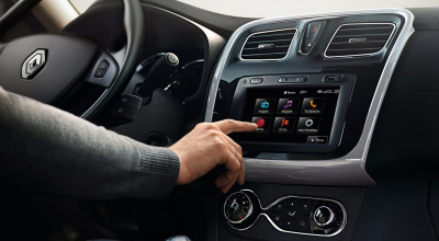 Află care opţiuni ale sistemului multimedia distrag atenţia şoferului în timpul conducerii automobilului - Photo