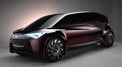 Toyota prezintă un minivan electric plin de ecrane digitale, cu motor pe hidrogen şi autonomie de 1000 km - Photo