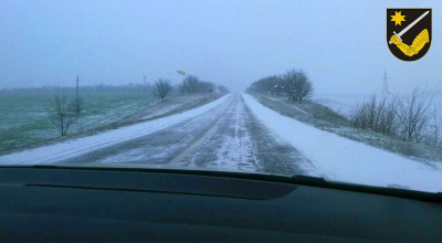 Hehe! A venit iarna dragi şoferi! La nord, s-au aşezat primii fulgi de zăpadă! - Photo