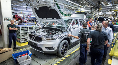 (VIDEO) S-a dat start asamblării celui mai mic crossover Volvo, modelul XC40 - Photo