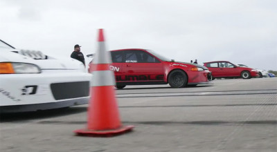 (VIDEO) Opt cele mai puternice hatchback-uri Honda Civic, au fost aliniate la linia de start - Photo