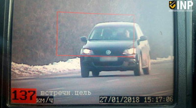 Din culisele operaţiunii VITEZA. Un şofer a fost prins rulând cu aprox 140 km/h în localitate! - Photo