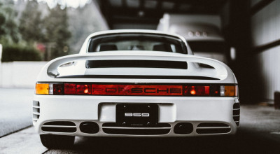 (VIDEO) În anul 1985 făcea furori datorită tracţiunii integrale şi motorului Twin-turbo. Astăzi Porsche 959 se vinde cu minim un milion de euro - Photo