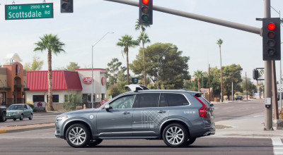 Încă o victimă a tehnologiilor autonome. O femeie a decedat după ce a fost lovită de un automobil UBER fără șofer! - Photo