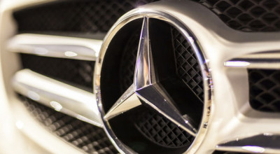 Autoritățile germane au indentificat cinci dispozitive de trucare a emisiilor la motoarele Mercedes - Photo