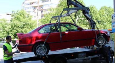 Coșmarul șoferilor a fost oficial legalizat! De astăzi vor fi evacuate mașinile parcate neregulamentar - Photo