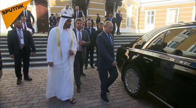 Putin se laudă cu noua sa limuzină, prințului Abu-Dhabi Mohammed bin Zayed Al Nahyan - Photo