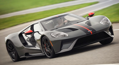 (FOTO) Ford prezintă o nouă ediție specială pentru supercarul GT numită Carbon Series! - Photo