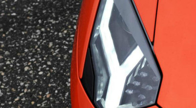 (VIDEO) Are un motor V12 și e cel mai extravagant vehicul pentru școala auto! Află cât costă 10 ședințe de instruire practică - Photo