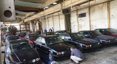 (FOTO) În Bulgaria a fost găsit un hangar plin cu exemplare BMW Seria 5 (E34) absolut noi! - Photo