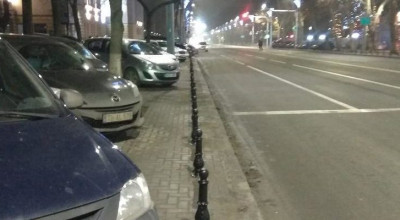 Guvernul a aprobat legea! Șoferii vor putea parca mașinile pe trotuar doar lăsând 1,5 metri spațiu pentru pietoni - Photo