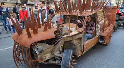 (FOTO) La Odesa a fost observat un vehicul inspirat din filmul Mad Max! - Photo