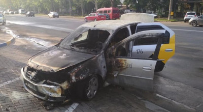Un automobil de taxi, echipat cu GPL a explodat chiar în benzinărie! - Photo