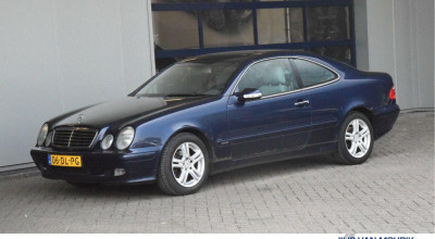 Un Mercedes CLK 200 are 930.000 la bord, dar asta nu îl împiedică să își caute un nou proprietar - Photo