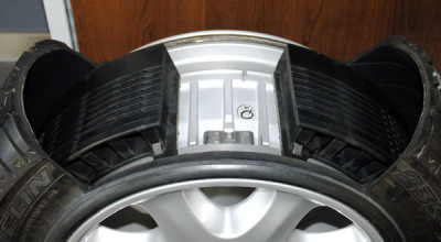 UTIL: Ce se întâmplă dacă montăm anvelope diferite pe maşină? - Photo