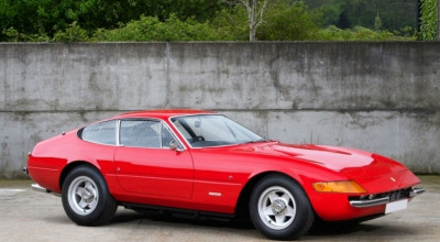 (FOTO) Legendarul Ferrari Daytona, deținut de Elton John în anii '70 va fi scos la licitație! - Photo