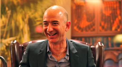 Află ce maşină conduce cel mai bogat om de pe planetă, Jeff Bezos! - Photo