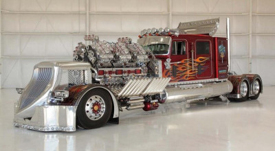 (FOTO) Vezi cum arată acest fantastic cap-tractor american! Motor de 27.9 litri volum și 3.500 CP (FOTO) Vezi cum arată acest fantastic cap-tractor american! Motor de 27.9 litri volum și 3.500 CP - Photo