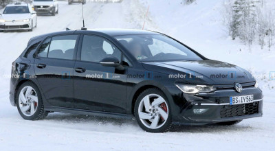 Volkswagen lucrează la noul Golf GTI! Imaginile spion cu hot-hatch-ul german - Photo
