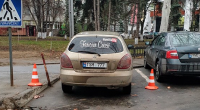 Galerie Foto Cu cea mai VIRALĂ FELICITARE de Crăciun din 2019! - Photo