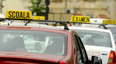 (VIDEO) O șoferiță vine cu un mesaj către premierul Chicu: ”Prea mulți șoferi cu permise cumpărate!” - Photo