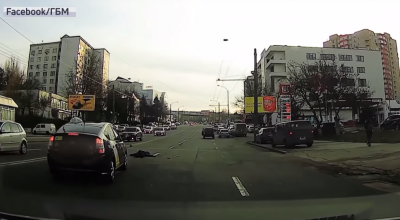 Acest accident putea fi evitat! Un șofer de taxi a tamponat mortal o bătrână (VIDEO) - Photo