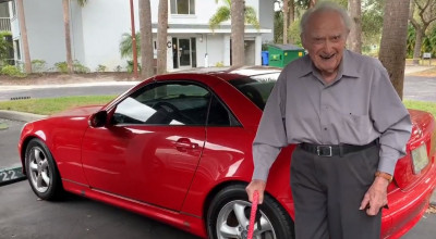 (VIDEO) Cel mai bâtrân șofer din lume are 107 ani și conduce un Mercedes-Benz SLK! - Photo