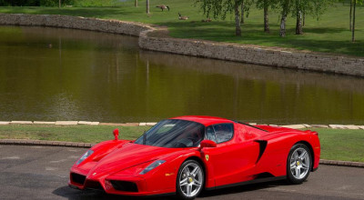 A fost scos la licitație legendarul Ferrari Enzo pilotat de Michael Schumacher! - Photo
