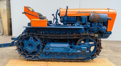 Vezi unul dintre cele mai lente Lamborghini! Are 55 de ani și 26 de cai putere - Photo