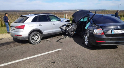 Asta se întâmplă când nu te asiguri înainte de a vira! Accident înregistrat la Cojușna - Photo