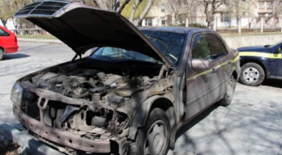 (VIDEO) A furat bara din față și aripa pentru a le instala pe mașina proprie! Acum riscă 4 ani de închisoare - Photo