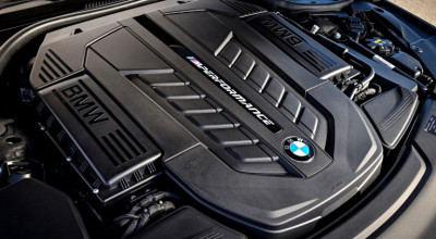 După Mercedes acum și BMW își ia rămas bun de la motoarele V12 de 6.6 litri, oferite pe BMW M760Li - Photo