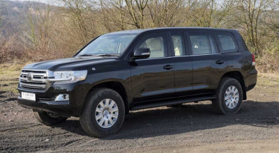 (VIDEO) Atelierul Carat Duchatelet a transformat o Toyota Land Cruiser 200, într-o limuzină blindată! (VIDEO) Atelierul Carat Duchatelet a transformat o Toyota Land Cruiser 200, într-o limuzină blindată! - Photo