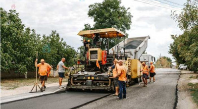 Începând de mâine țara se transformă în șantier! Până la sfârșitul anului, vor fi reparate drumurile din opt raioane  Începând de mâine țara se transformă în șantier! Până la sfârșitul anului, vor fi reparate drumurile din opt raioane - Photo