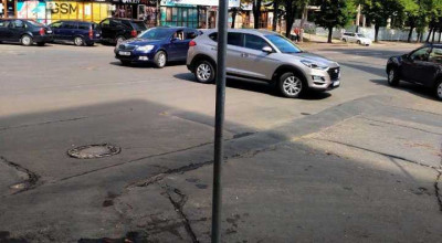 Limitator de viteză din asfalt, apărut peste noapte la una dintre cele mai aglomerate intersecții a sec. Botanica! Află ce zic autoritățile Limitator de viteză din asfalt, apărut peste noapte la una dintre cele mai aglomerate intersecții a sec. Botanica! Află ce zic autoritățile - Photo