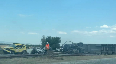 Accidentul care a îngrozit toată Bulgaria! Un TIR a intrat pe contrasens cauzând 6 decesuri și mai mulți răniți - Photo