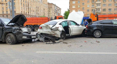 Autoritățile din Rusia vor interzice reparația vehiculelor accidentate cu piese second hand! - Photo