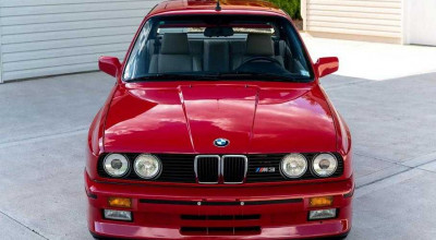 (FOTO) A fost scos la licitație un BMW M3 E30 cu un parcurs de numai 8.099 de mile! - Photo