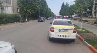 O mașină a INSP a accidentat din neatenție o femeie care traversa regulamentar pe trecerea de pietoni! - Photo