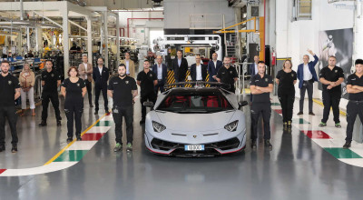 Cifră rotundă: Lamborghini a asamblat 10.000 de exemplare ale supercarului Aventador - Photo