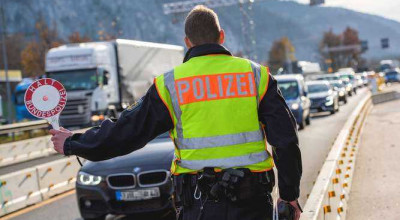 Isprava unui curier în Germania: A condus peste 40.000 km fără permis valabil până a fost prins de poliție - Photo