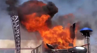 (VIDEO) Vezi momentul în care un motor diesel extrem, turat la maxim explodează în timpul testelor - Photo