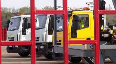 (VIDEO) La nici o lună de la lansare, serviciul de evacuare a mașinilor s-a dezumflat? Parcarea specială zace pustie! (VIDEO) La nici o lună de la lansare, serviciul de evacuare a mașinilor s-a dezumflat? Parcarea specială zace pustie! - Photo